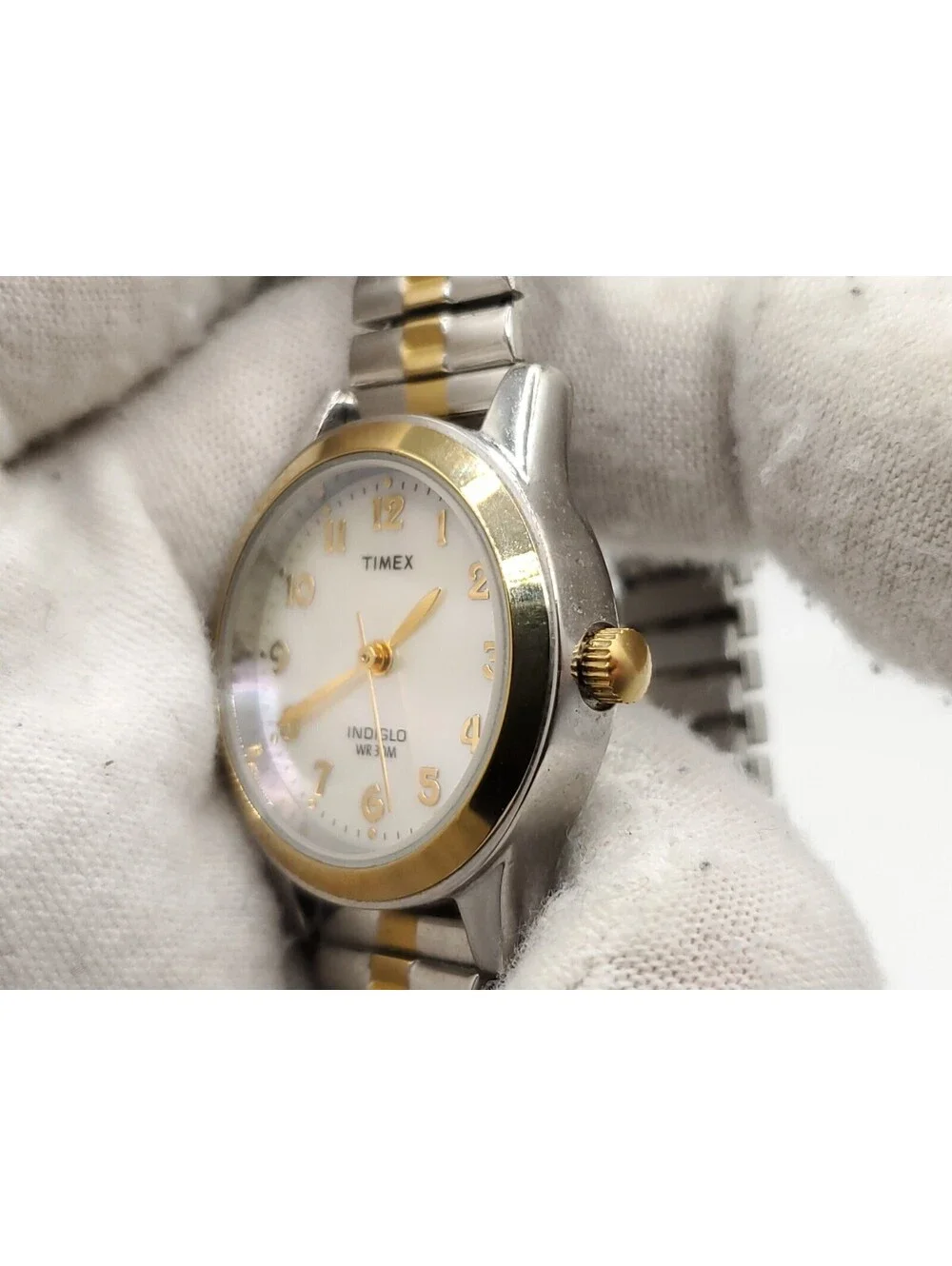 Timex Indiglo MOP Dial Two-Tone Expandable Band Women Watch New Battery 25mm